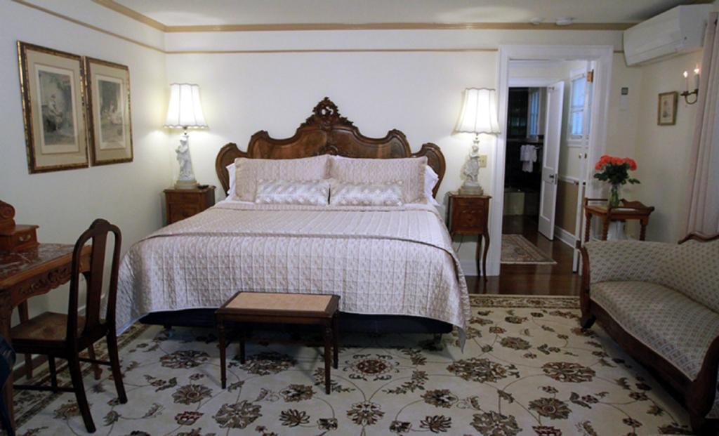 Ivy Manor Inn Village Center 바 하버 외부 사진